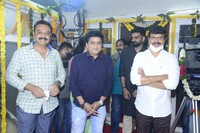 Andaru Bagundali Andulo Nenundali Movie Opening